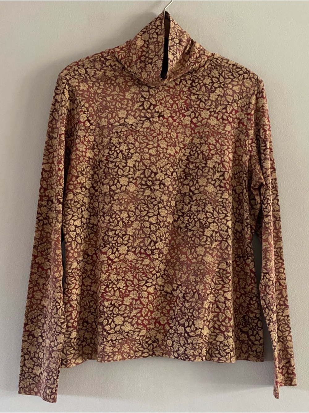 Peruvian Connection Pima Cotton Floral Fauna Burgundy Tan Turtleneck Top LARGE